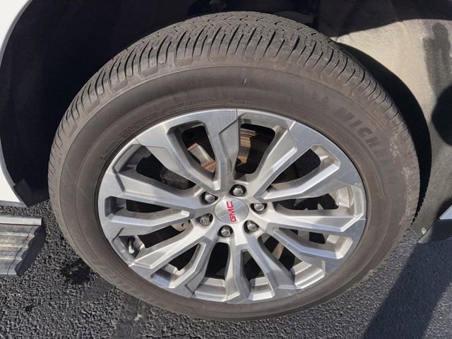 Used 2022 GMC Yukon XL Denali image 33