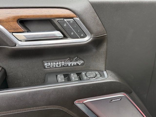 Used 2023 Chevrolet Silverado 1500 High Country w/ Technology Package image 28
