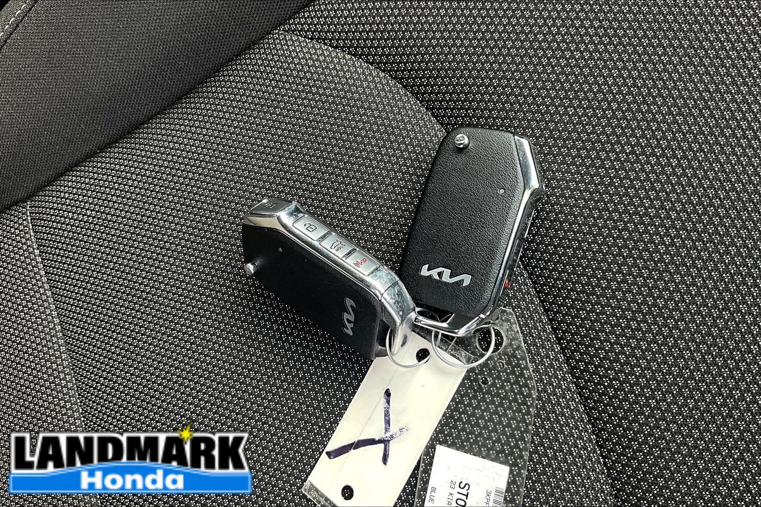 Used 2023 Kia Forte LXS w/ LXS Technology Package FWD image 10