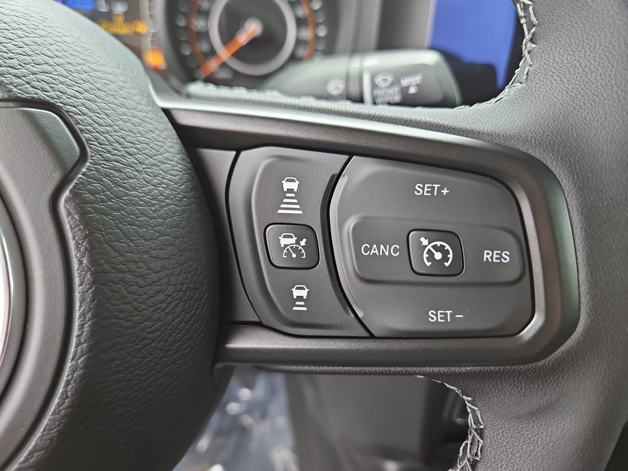 New 2025 Jeep Gladiator Sport image 27