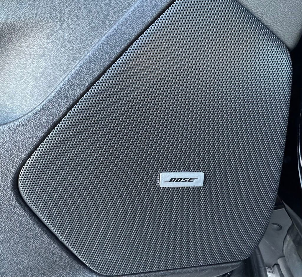 Used 2024 Cadillac XT6 Sport image 12