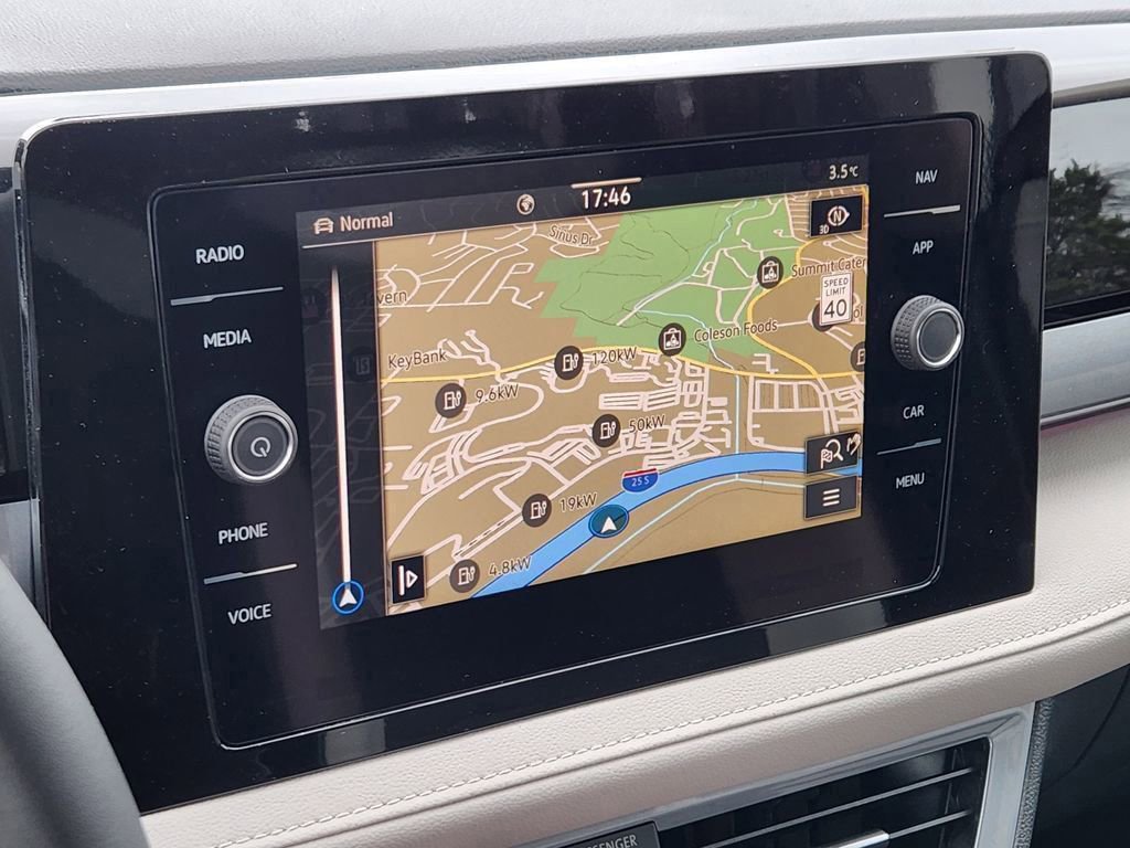 New 2026 Volkswagen Taos SEL AWD/4WD image 13