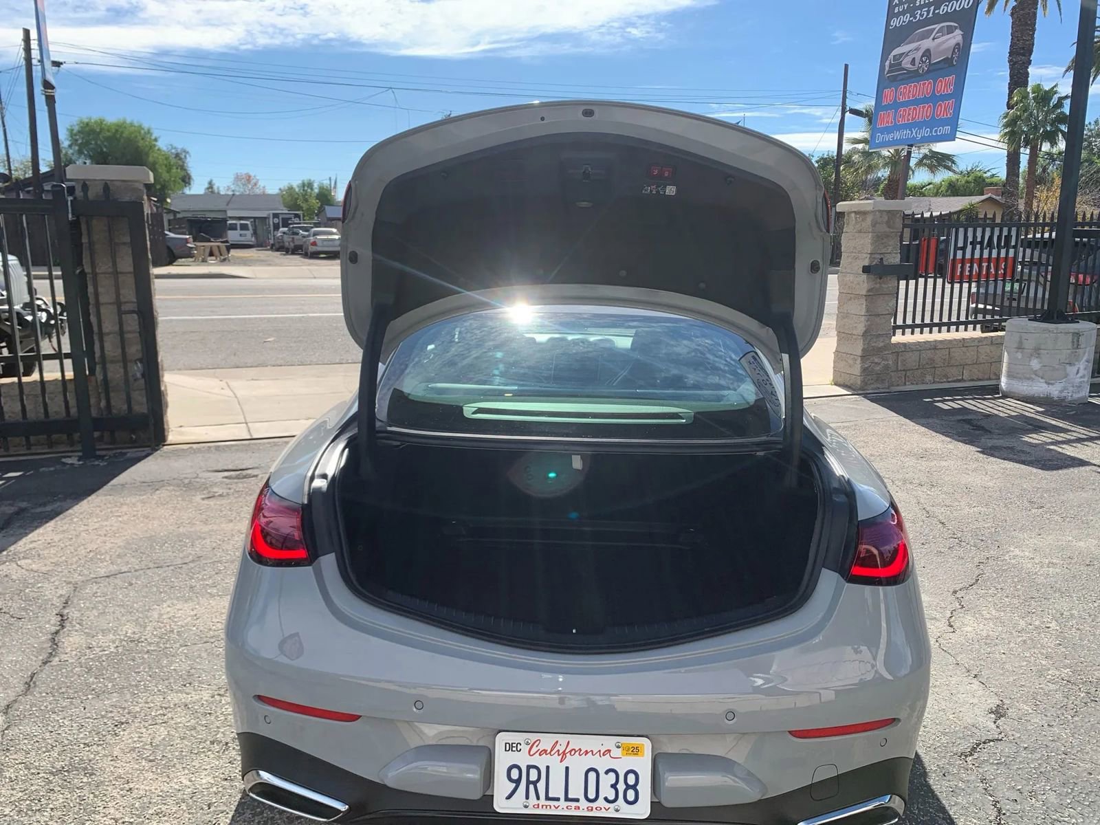 Used 2024 Mercedes-Benz CLE 300 4MATIC Coupe image 14