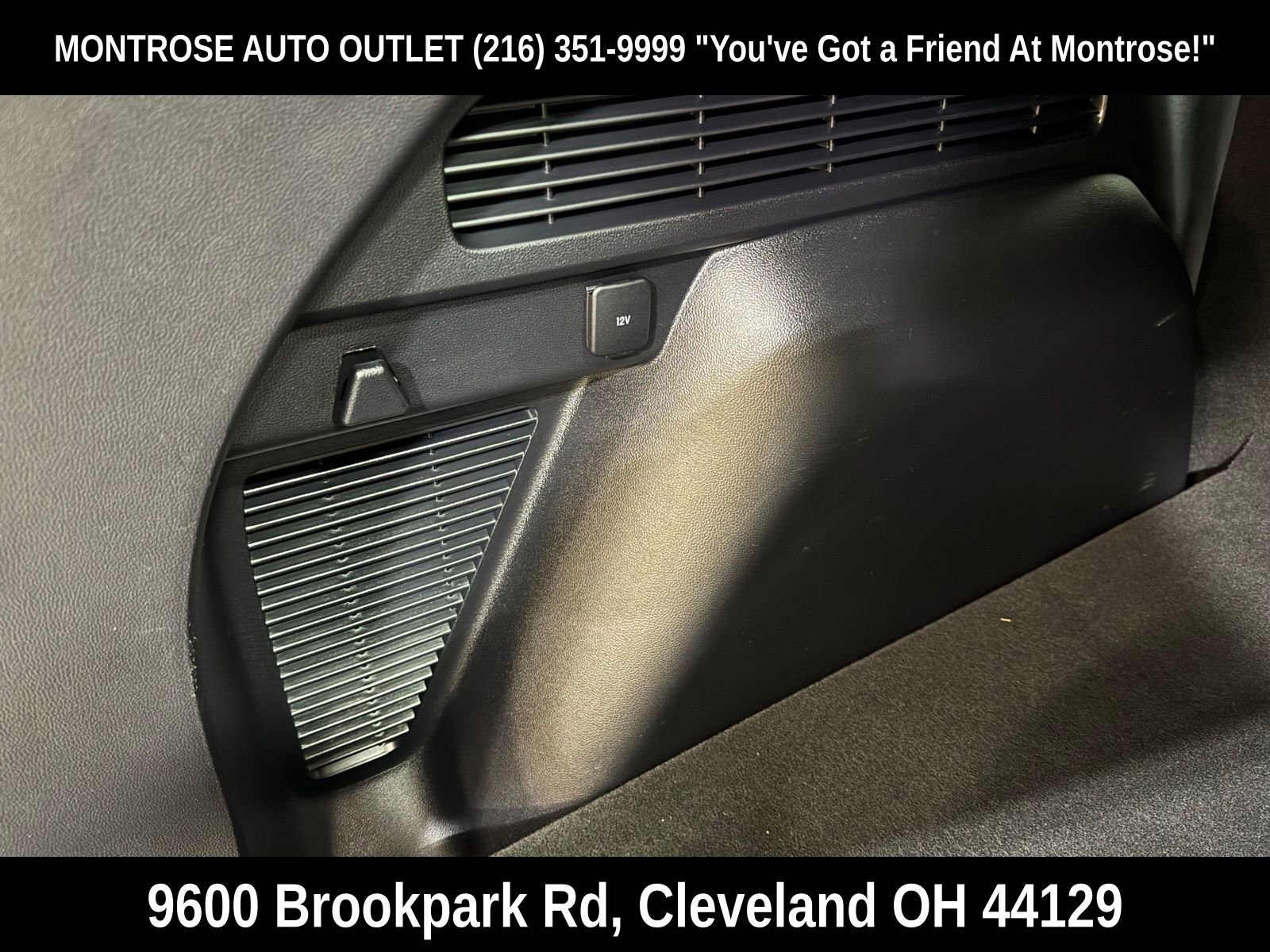 Used 2022 Ford Escape Titanium w/ Titanium Premium Package image 41