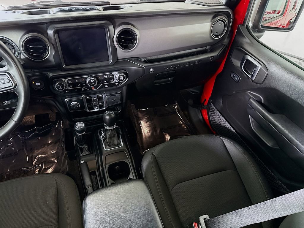Used 2023 Jeep Wrangler Unlimited w/ Cold Weather Group AWD/4WD image 27