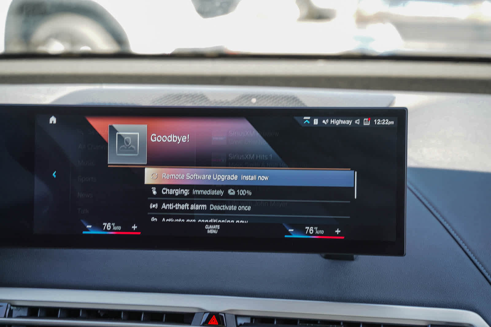 Used 2023 BMW iX xDrive50 w/ Sport Package image 14