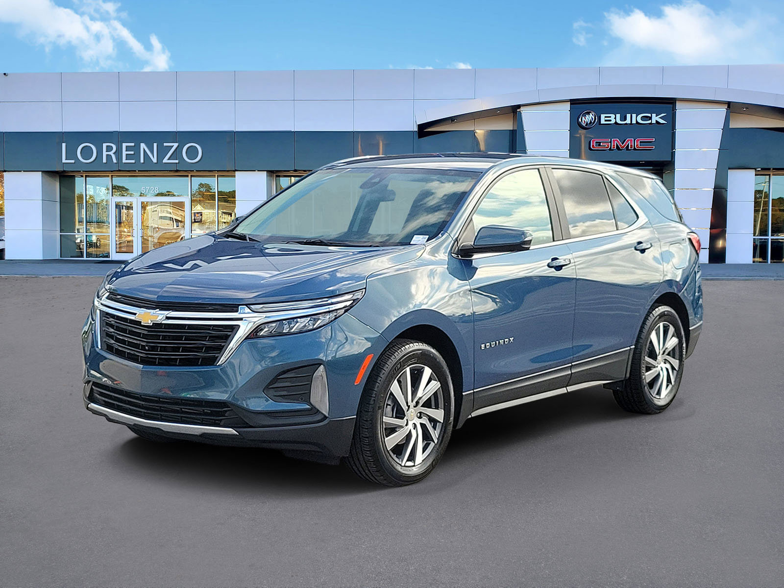 Used 2024 Chevrolet Equinox LT FWD image 1