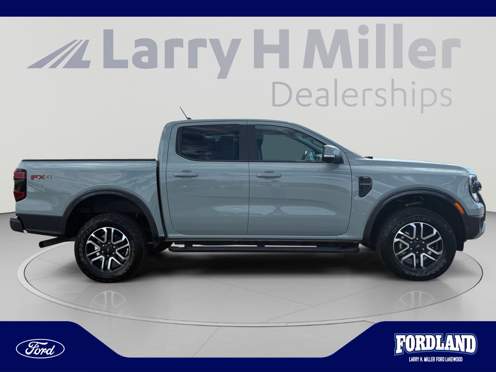 Used 2024 Ford Ranger Lariat w/ FX4 Off-Road Package AWD/4WD image 6