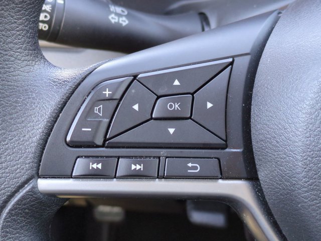 Used 2025 Nissan Altima 2.5 SV image 23