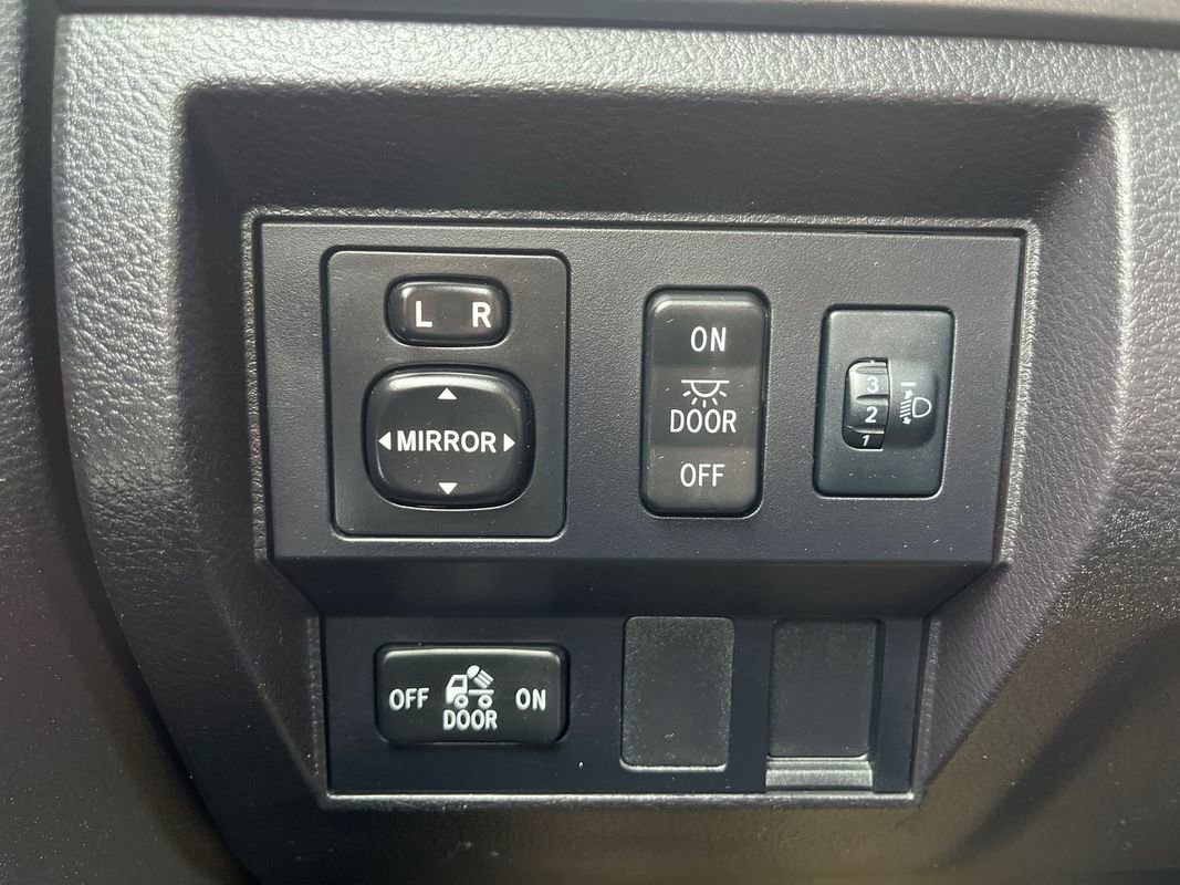 Used 2015 Toyota Tundra SR5 image 20