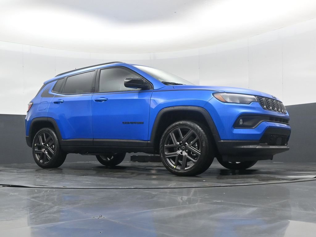 New 2026 Jeep Compass Latitude AWD/4WD image 34