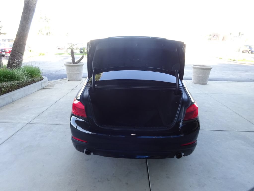 Used 2019 BMW 530i RWD image 31