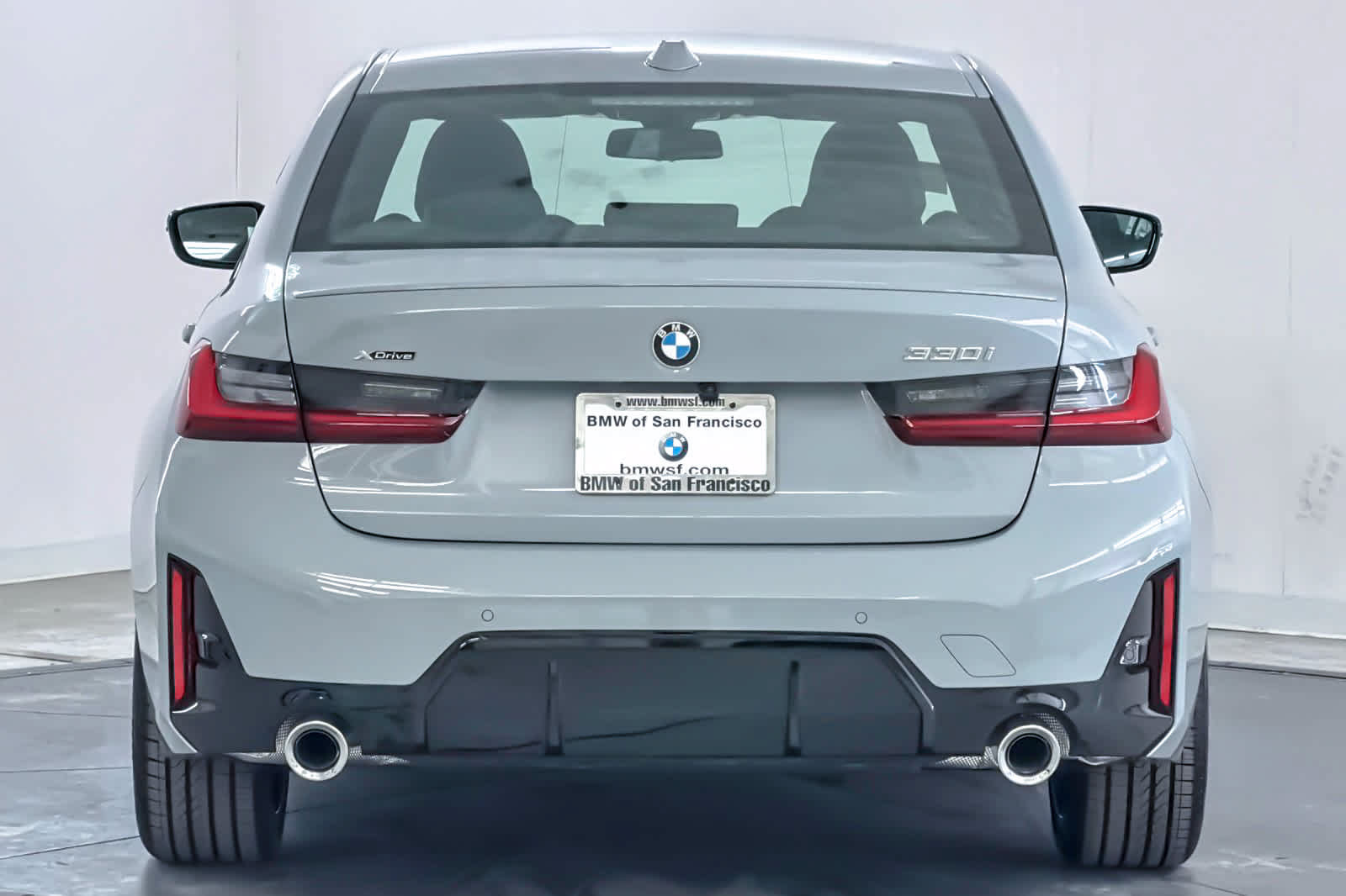 New 2026 BMW 330i xDrive Sedan w/ M Sport Package AWD/4WD image 7
