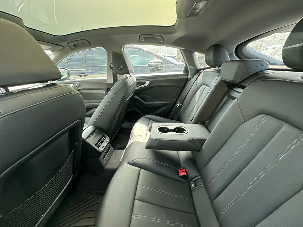 Used 2025 Audi A5 2.0T Premium Plus w/ Premium Plus image 9