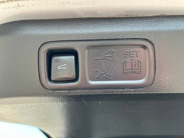 Used 2021 Ford Expedition XLT AWD/4WD image 50