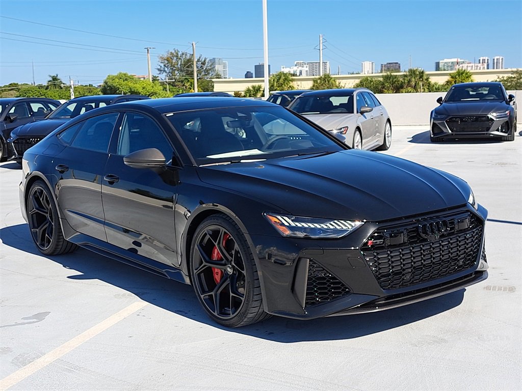 New 2026 Audi RS 7 Performance video 1