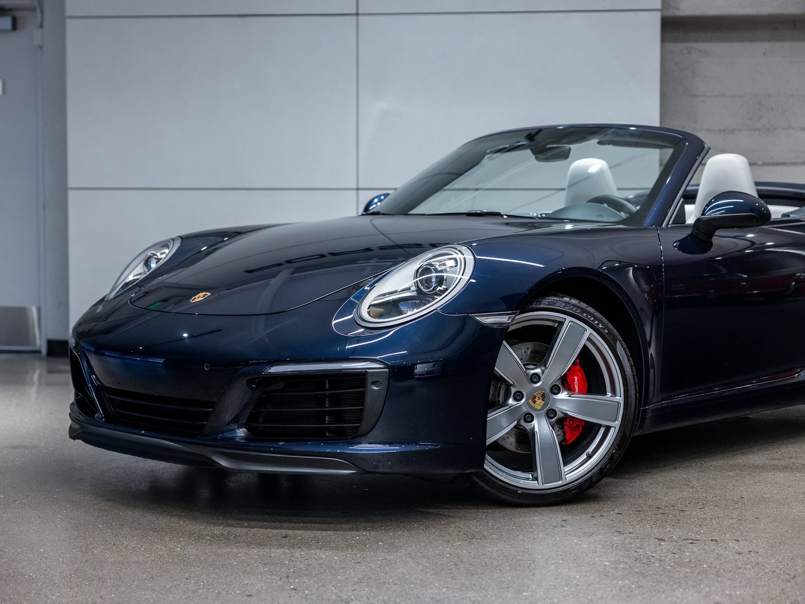 Certified 2019 Porsche 911 Carrera S RWD image 19
