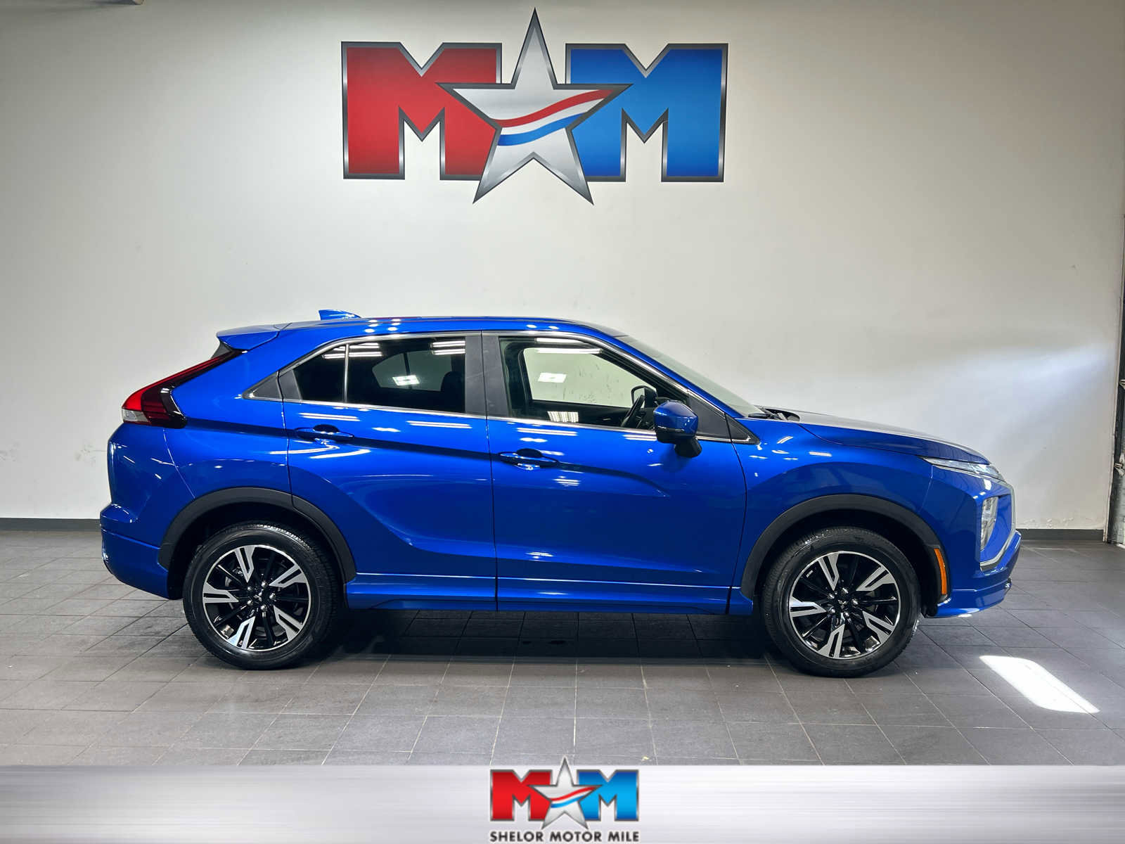 Used 2023 Mitsubishi Eclipse Cross SEL AWD/4WD image 1