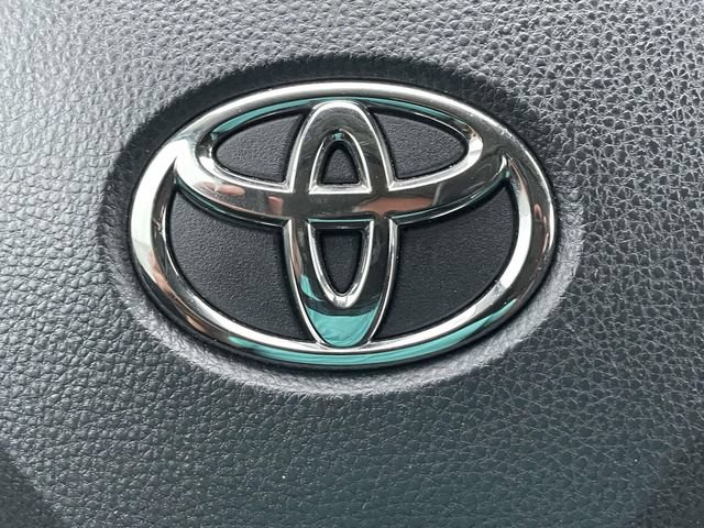 Used 2023 Toyota RAV4 XLE AWD/4WD image 29