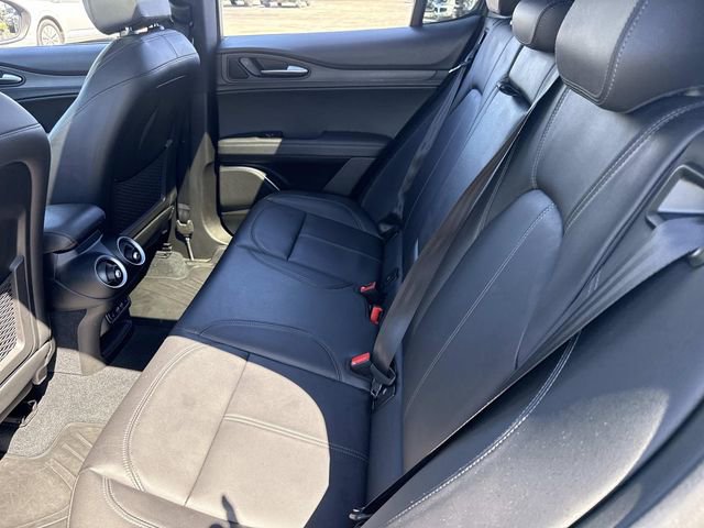 Used 2022 Alfa Romeo Stelvio Ti w/ Active Assist Plus Package AWD/4WD image 23