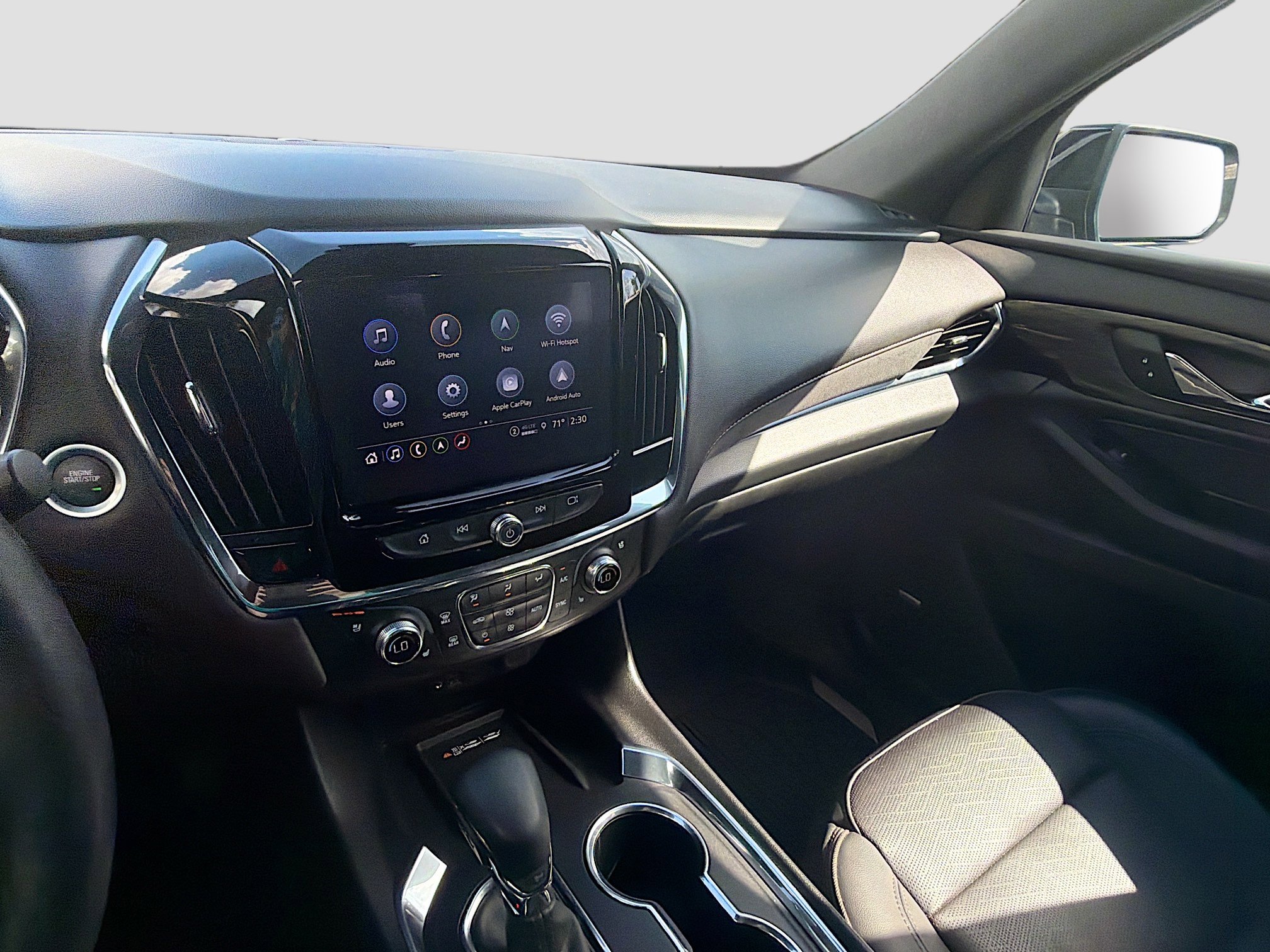 Used 2023 Chevrolet Traverse High Country image 31