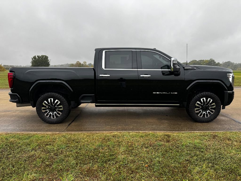 Used 2024 GMC Sierra 2500 Denali Ultimate w/ Max Trailering Package AWD/4WD image 8