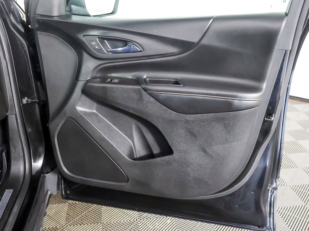 Used 2019 Chevrolet Equinox Premier w/ Premier Redline Edition image 21