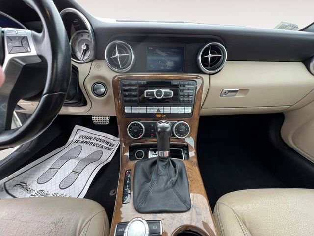 Used 2014 Mercedes-Benz SLK 250 w/ Premium Package image 11