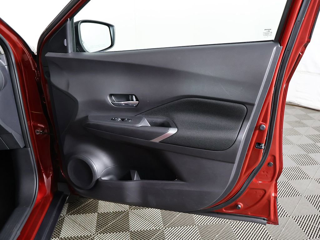 Used 2024 Nissan Kicks SV image 21