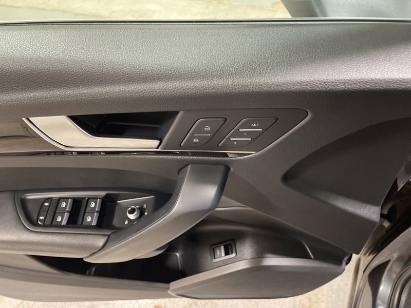Used 2019 Audi Q5 2.0T Premium Plus w/ Premium Plus Package image 22