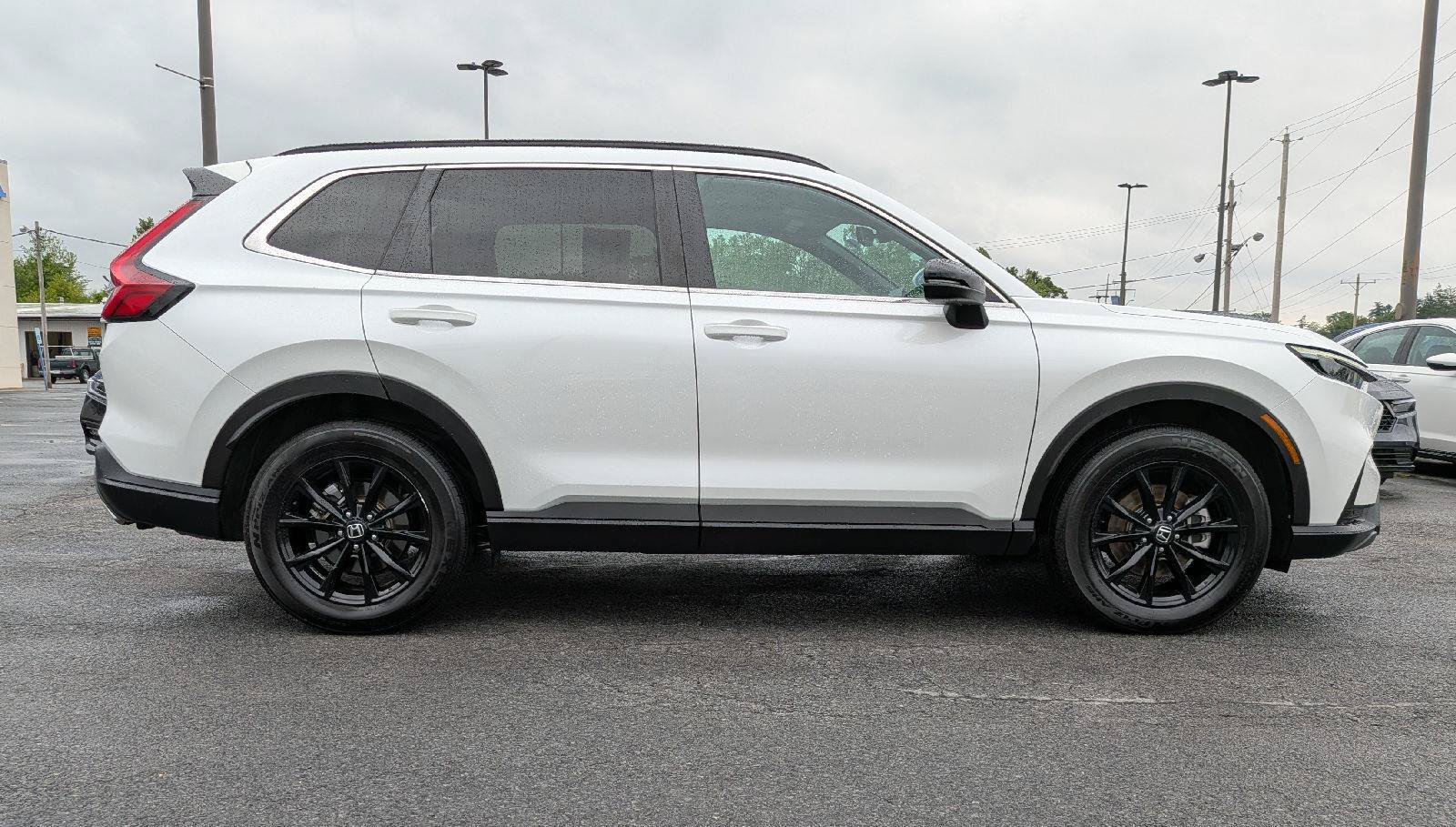 Certified 2024 Honda CR-V Sport-L image 5