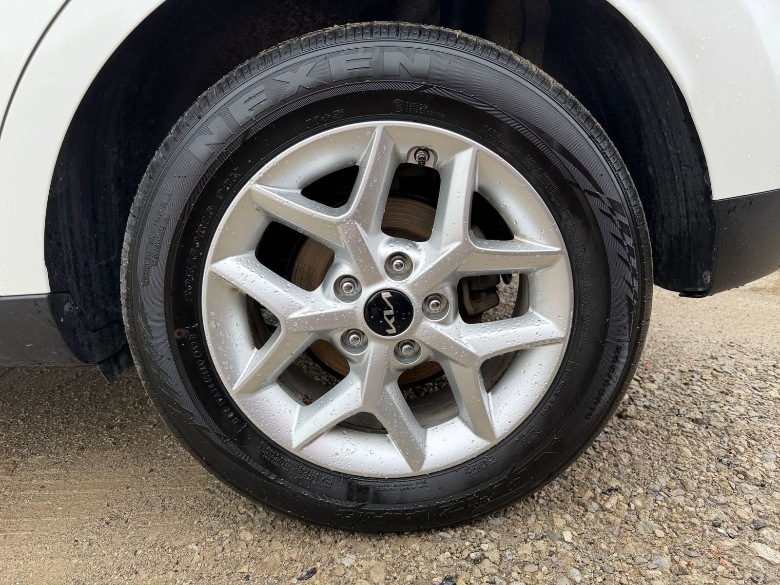 Used 2025 Kia Soul LX w/ LX Technology Package image 28