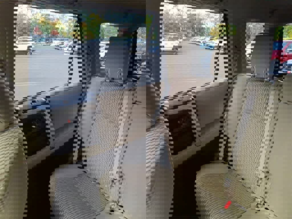 Used 2013 Toyota 4Runner SR5 image 12