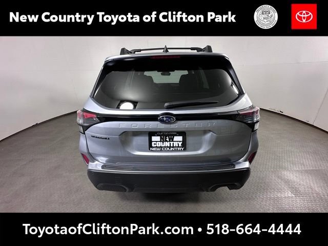 Used 2025 Subaru Forester Limited AWD/4WD image 4