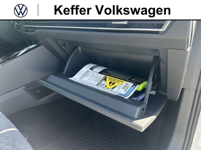 New 2026 Volkswagen GTI SE FWD image 33