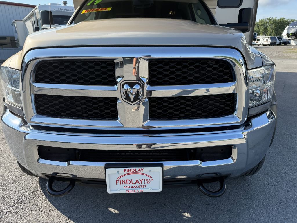 Used 2018 RAM 5500 SLT w/ Quick Order Package 29G SLT image 44