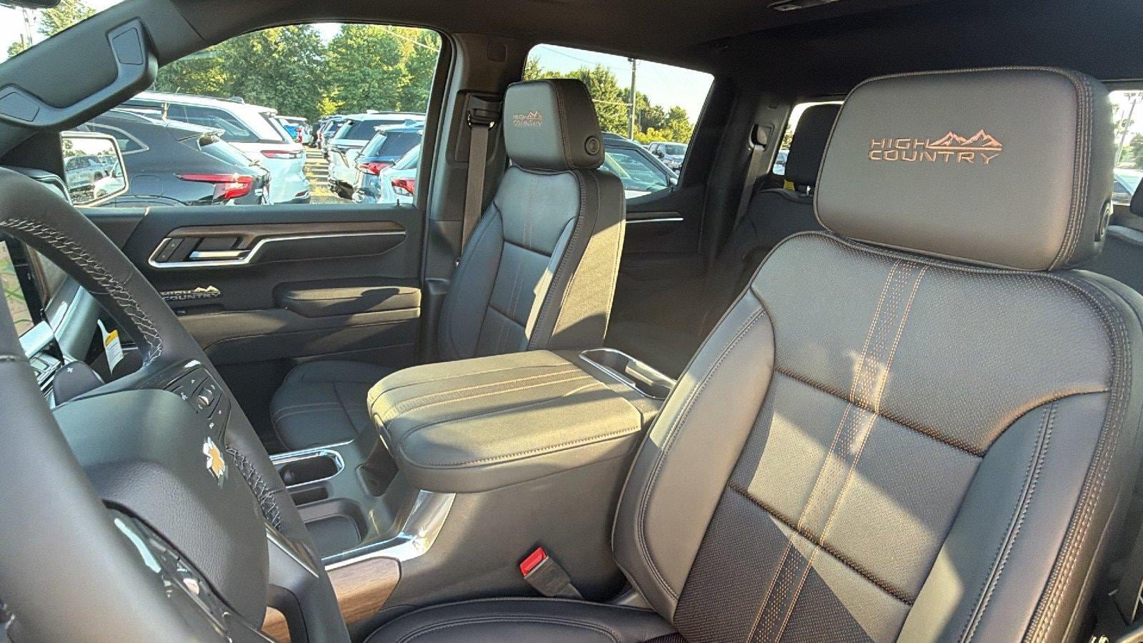 New 2026 Chevrolet Silverado 1500 High Country w/ High Country Premium Package AWD/4WD image 6