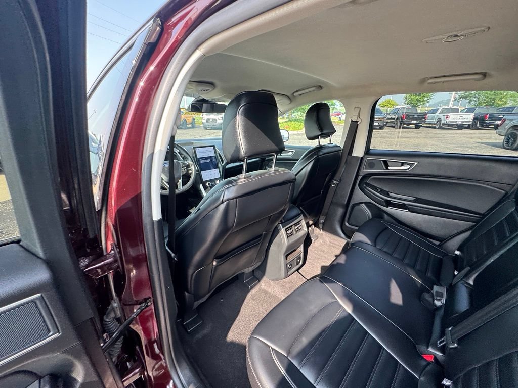 Certified 2024 Ford Edge SEL w/ Convenience Package AWD/4WD image 12