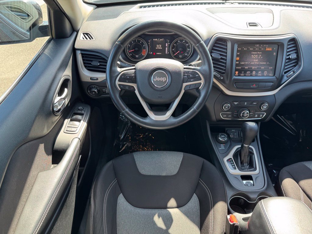 Used 2014 Jeep Cherokee Latitude w/ Comfort/Convenience Group AWD/4WD image 45