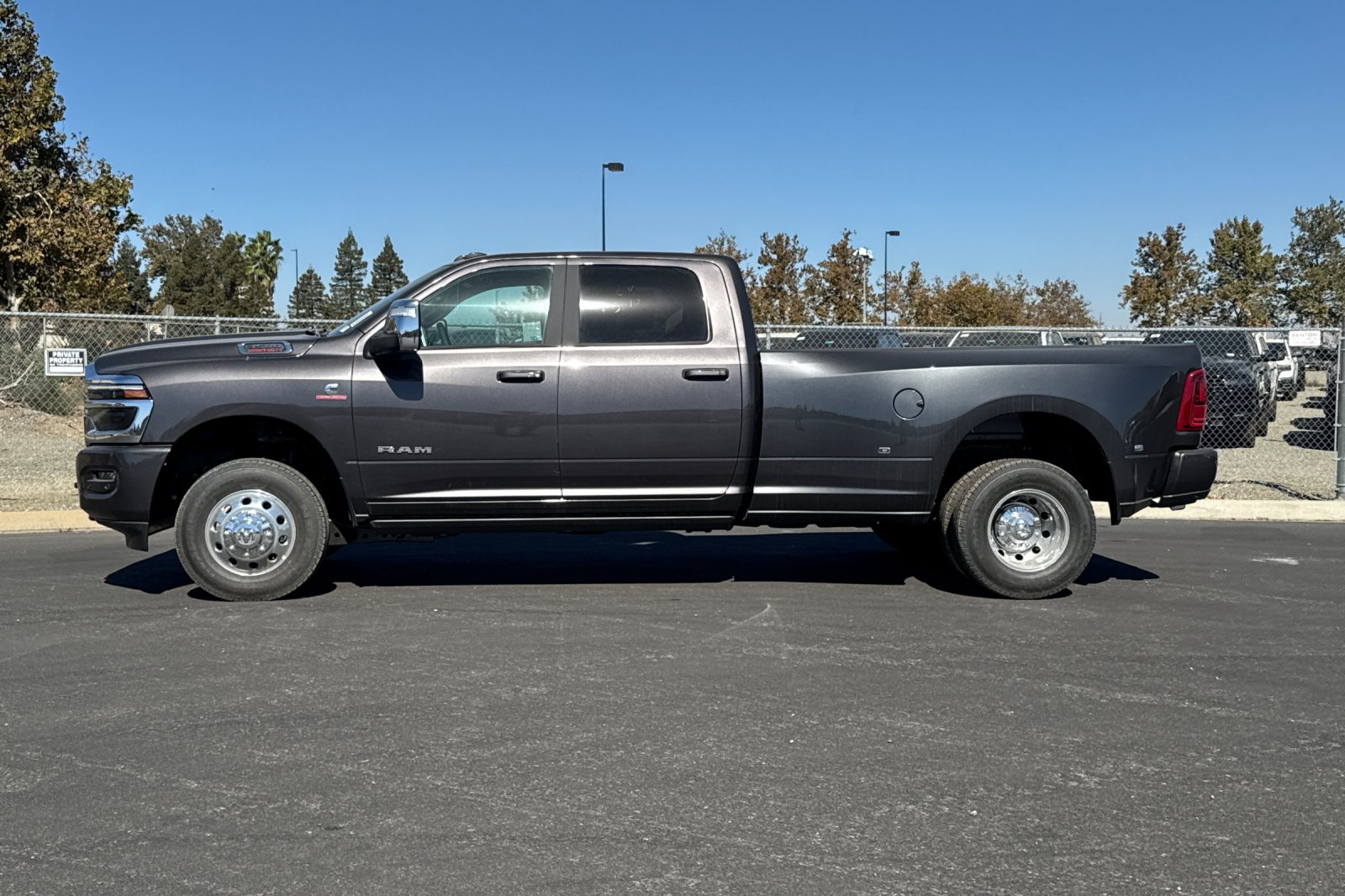 New 2027 RAM 3500 Laramie AWD/4WD image 6
