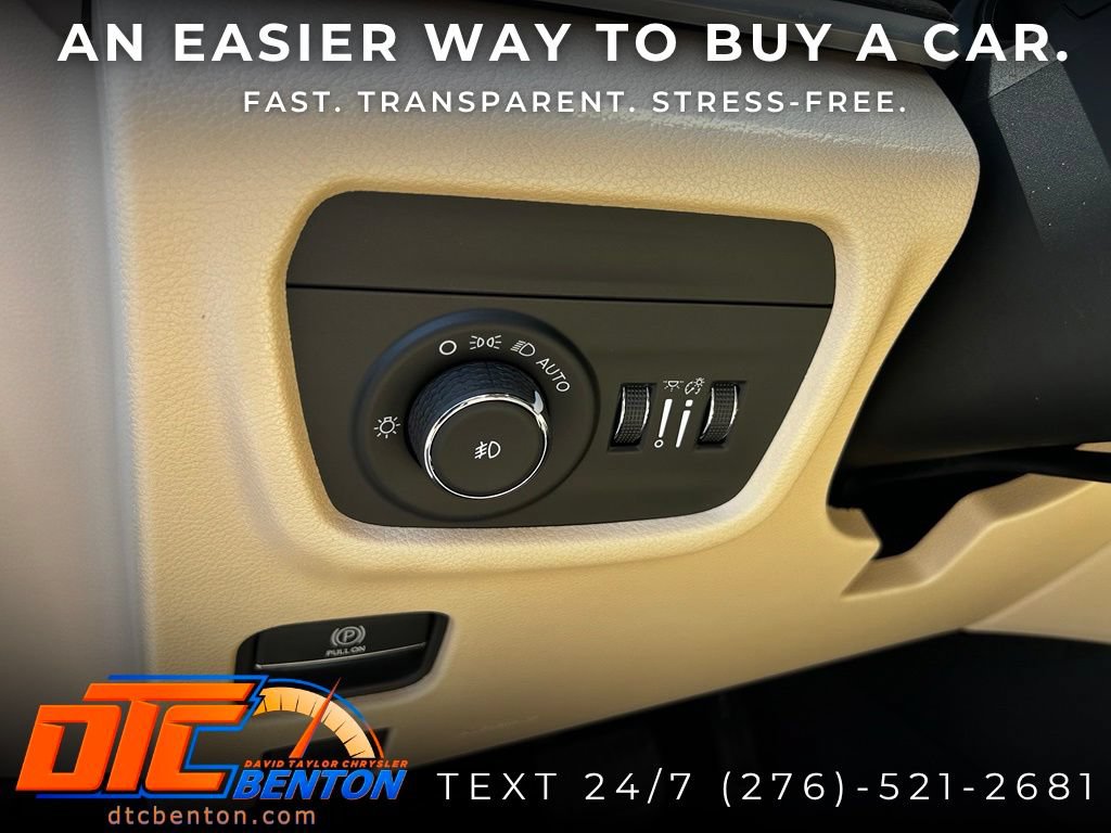 Used 2025 Jeep Grand Cherokee L Limited AWD/4WD image 19