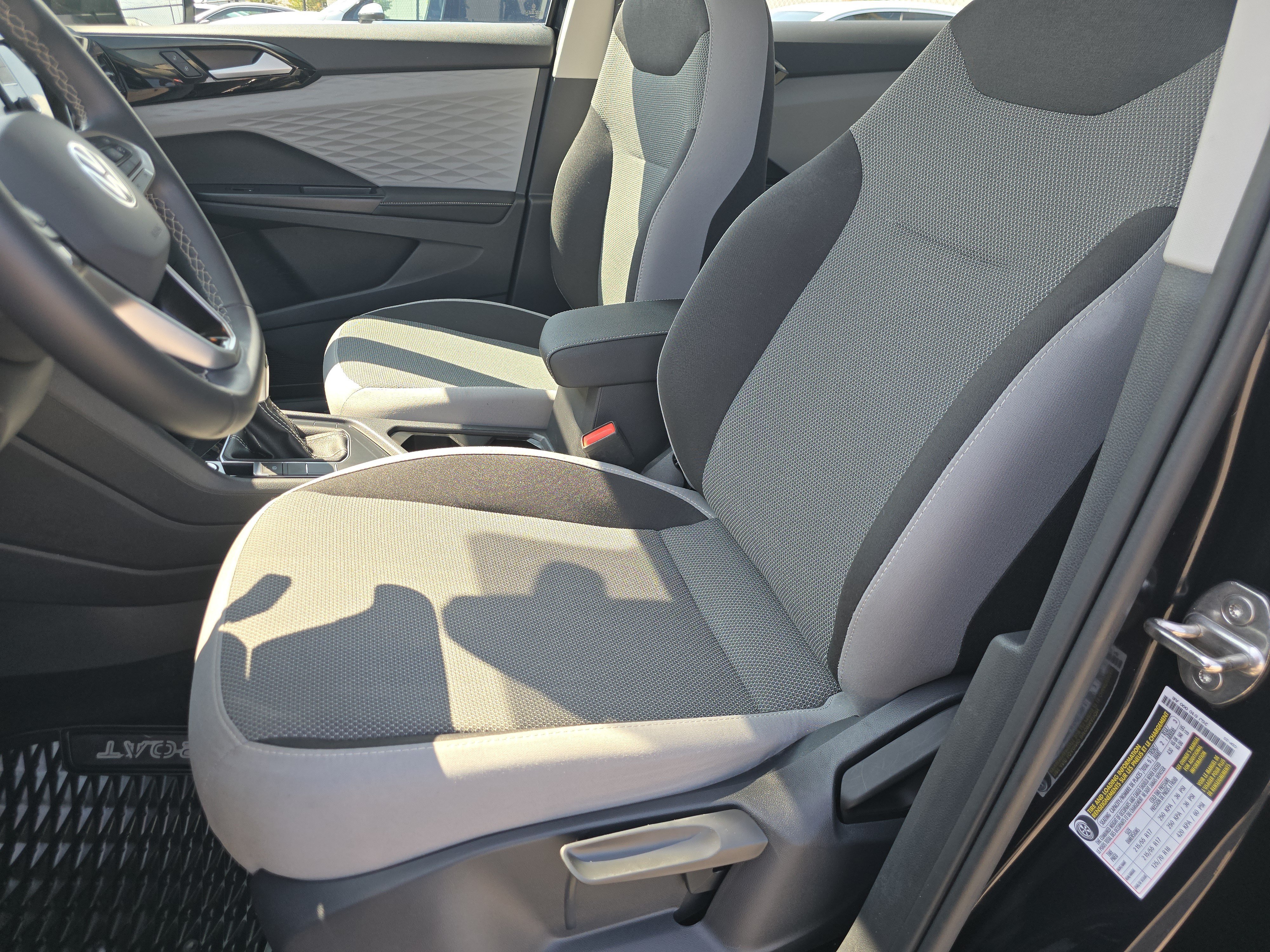 Certified 2024 Volkswagen Taos S FWD image 19