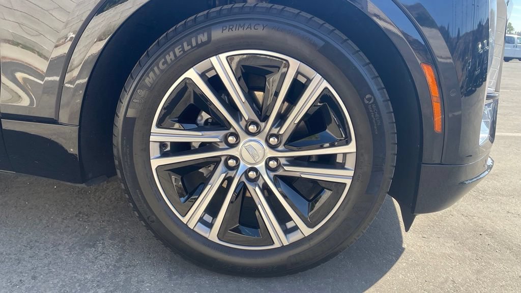 Certified 2024 Cadillac Lyriq Luxury RWD image 8
