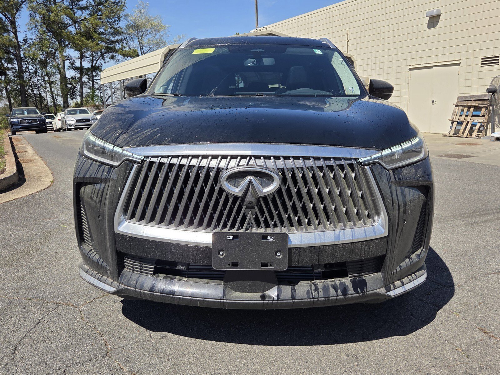 New 2026 INFINITI QX60 Luxe w/ Cargo Package image 2