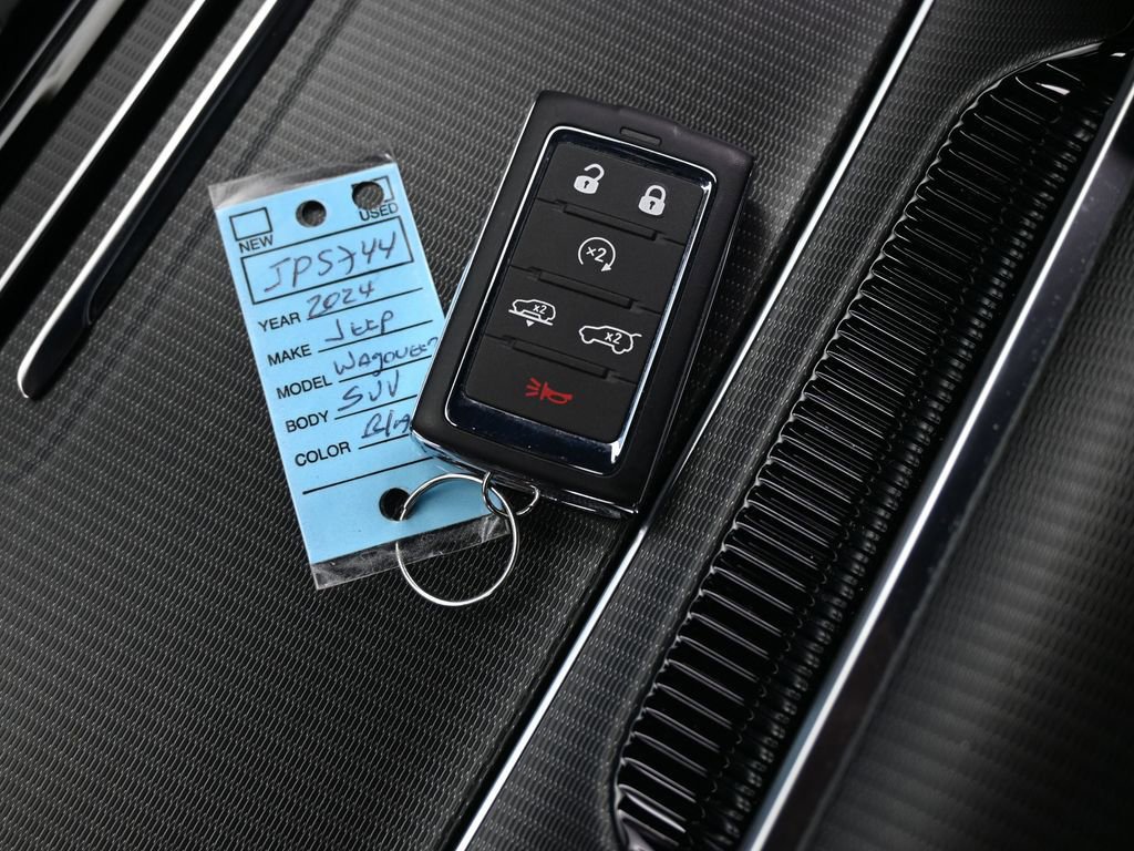 Used 2024 Jeep Grand Wagoneer Series III w/ Quick Order Packagew 28T image 23