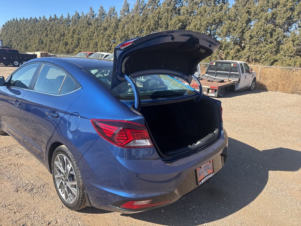 Used 2020 Hyundai Elantra Limited w/ Ultimate Package 03 image 35