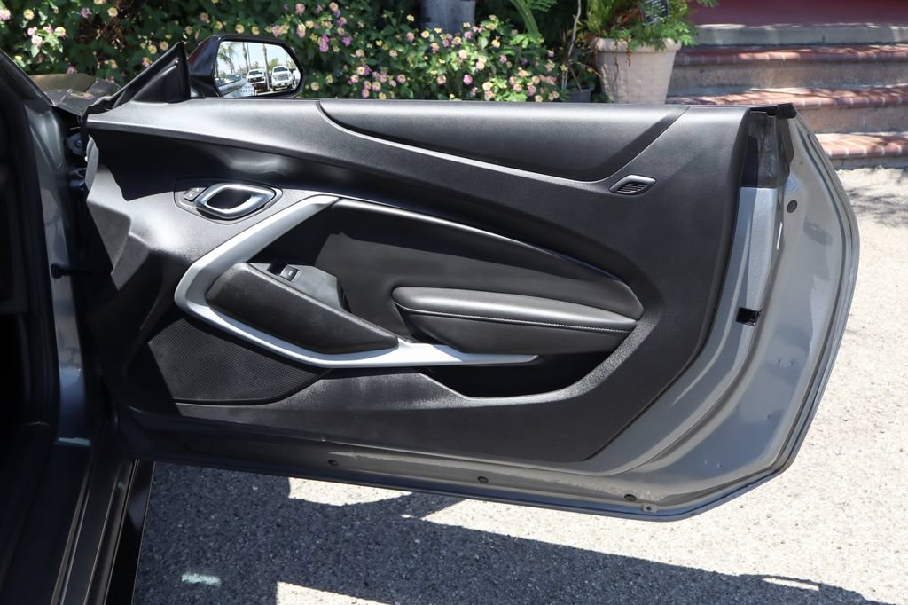 Used 2021 Chevrolet Camaro SS RWD image 37