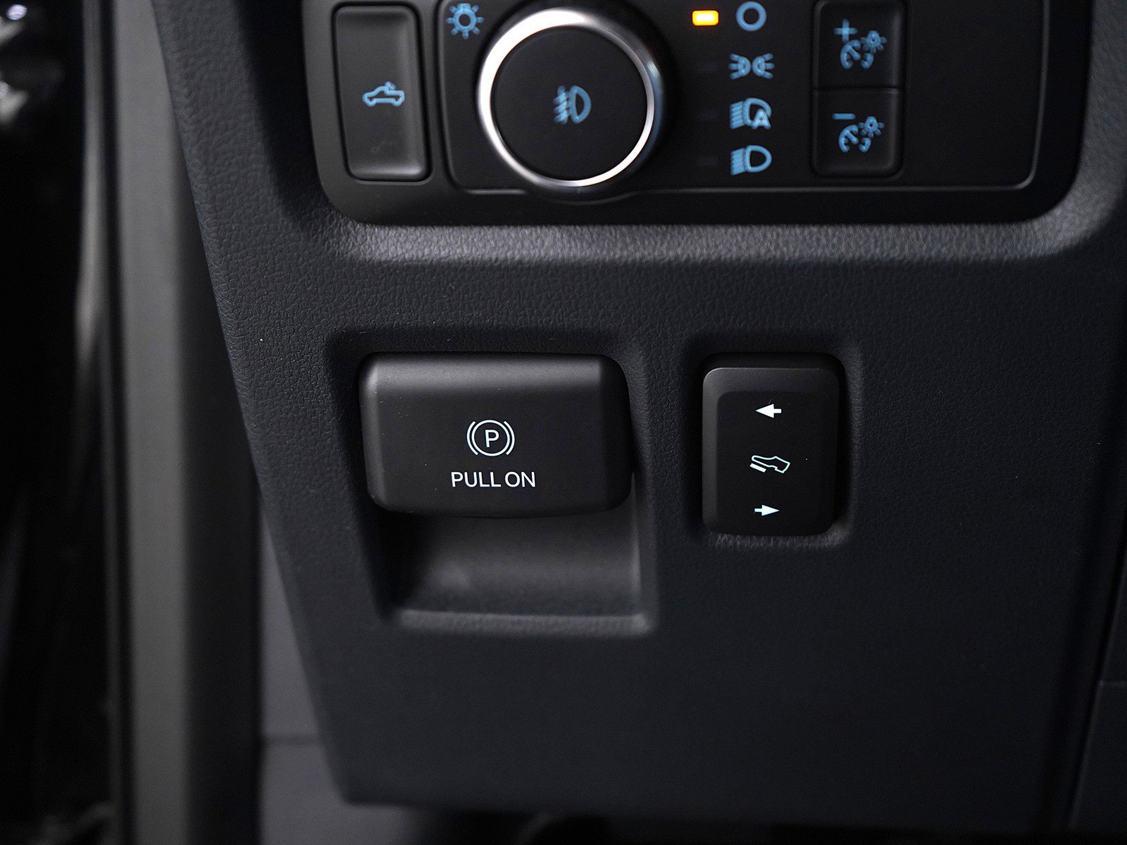 Used 2022 Ford F150 Lariat w/ Equipment Group 502A High image 26