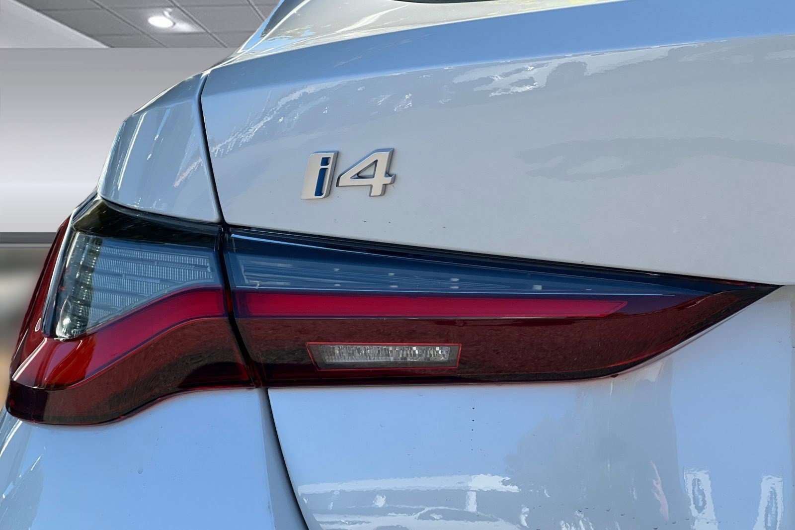 Used 2025 BMW i4 eDrive40 w/ Premium Package RWD image 12