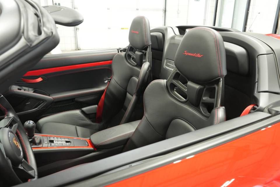 Certified 2019 Porsche 911 Speedster image 50
